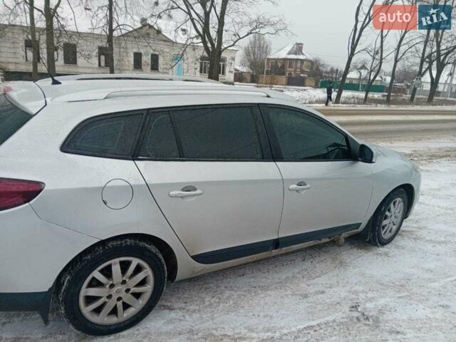 Сірий Рено Меган, об'ємом двигуна 1.6 л та пробігом 170 тис. км за 7700 $, фото 3 на Automoto.ua
