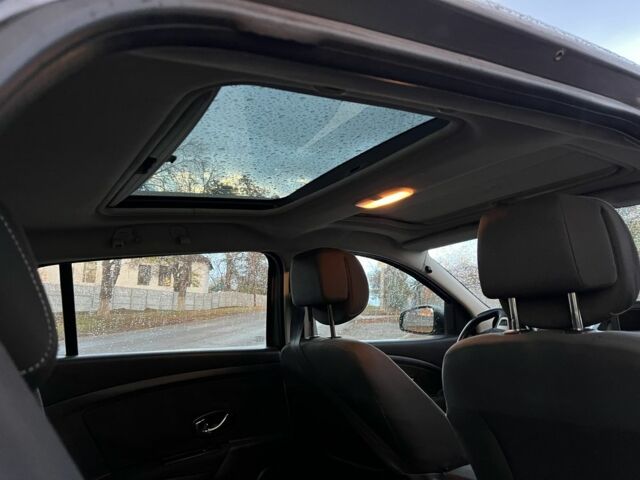 Серый Рено Меган, объемом двигателя 1.5 л и пробегом 200 тыс. км за 5650 $, фото 1 на Automoto.ua