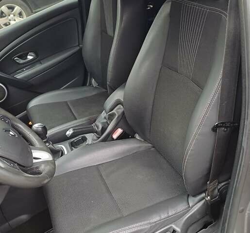 Серый Рено Меган, объемом двигателя 1.5 л и пробегом 285 тыс. км за 7000 $, фото 26 на Automoto.ua