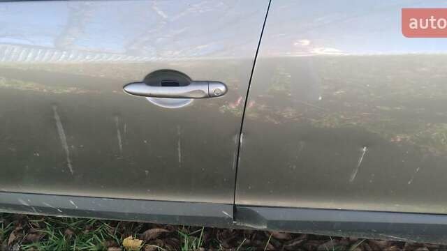 Серый Рено Меган, объемом двигателя 1.5 л и пробегом 265 тыс. км за 6800 $, фото 2 на Automoto.ua