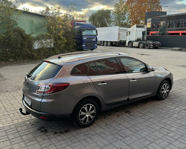 Серый Рено Меган, объемом двигателя 1.4 л и пробегом 266 тыс. км за 5500 $, фото 6 на Automoto.ua