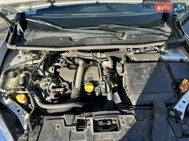 Серый Рено Меган, объемом двигателя 1.46 л и пробегом 203 тыс. км за 6700 $, фото 17 на Automoto.ua