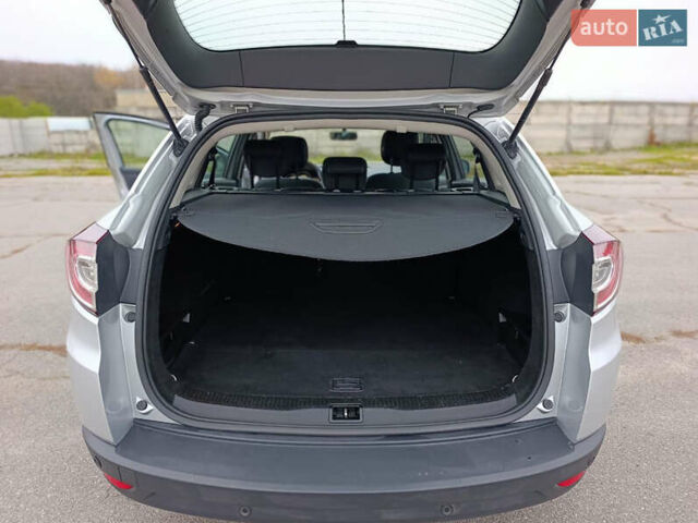 Сірий Рено Меган, об'ємом двигуна 1.5 л та пробігом 250 тис. км за 7500 $, фото 22 на Automoto.ua