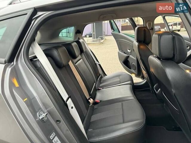 Сірий Рено Меган, об'ємом двигуна 1.4 л та пробігом 216 тис. км за 7700 $, фото 35 на Automoto.ua