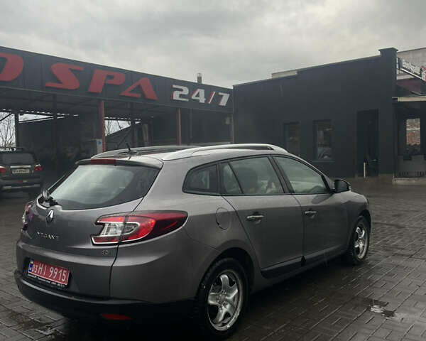 Сірий Рено Меган, об'ємом двигуна 1.5 л та пробігом 184 тис. км за 7100 $, фото 3 на Automoto.ua