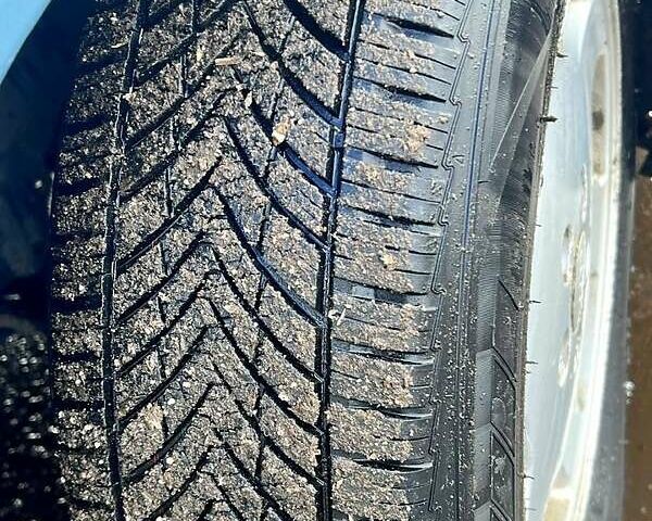 Серый Рено Меган, объемом двигателя 1.5 л и пробегом 378 тыс. км за 6000 $, фото 4 на Automoto.ua