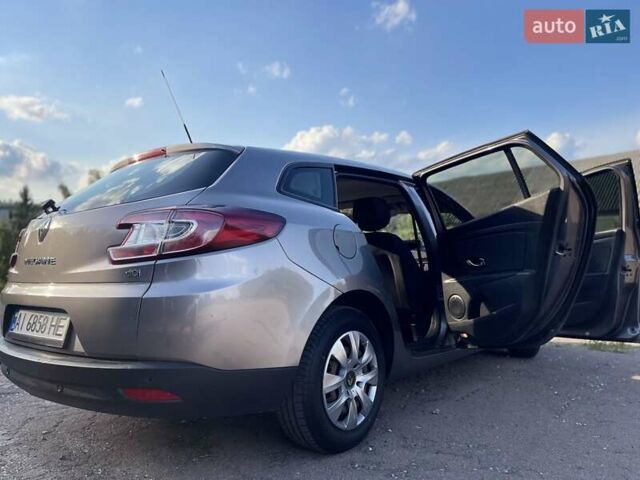 Сірий Рено Меган, об'ємом двигуна 1.46 л та пробігом 339 тис. км за 6400 $, фото 16 на Automoto.ua