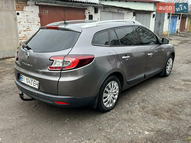 Сірий Рено Меган, об'ємом двигуна 1.46 л та пробігом 237 тис. км за 6550 $, фото 12 на Automoto.ua