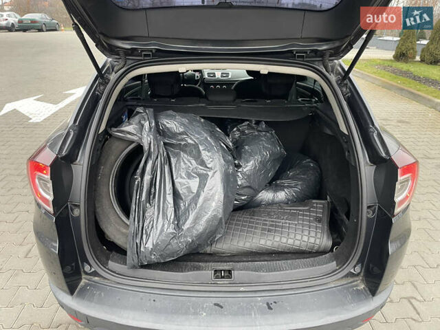 Серый Рено Меган, объемом двигателя 1.46 л и пробегом 350 тыс. км за 5850 $, фото 26 на Automoto.ua