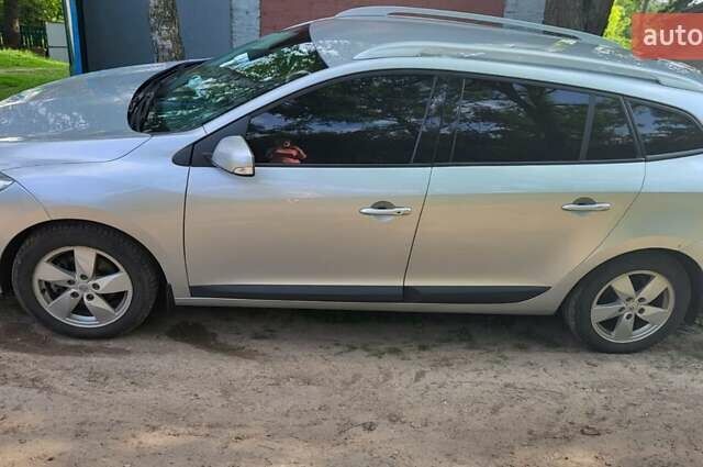 Сірий Рено Меган, об'ємом двигуна 1.46 л та пробігом 252 тис. км за 6500 $, фото 2 на Automoto.ua