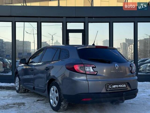 Серый Рено Меган, объемом двигателя 1.46 л и пробегом 316 тыс. км за 5290 $, фото 4 на Automoto.ua