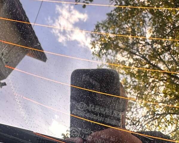 Рено Меган 2011 в Косове на Automoto.ua Серый Рено Меган, объемом двигателя 1.46 л и пробегом 254 тыс. км за 6999 $, фото 39 на Automoto.ua