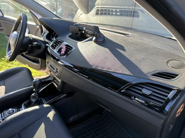 Серый Рено Меган, объемом двигателя 1.5 л и пробегом 257 тыс. км за 8000 $, фото 11 на Automoto.ua