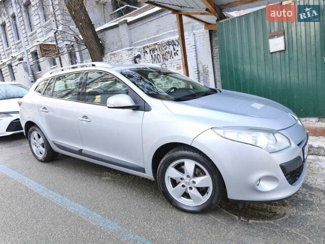 Сірий Рено Меган, об'ємом двигуна 1.5 л та пробігом 269 тис. км за 7300 $, фото 2 на Automoto.ua