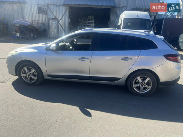 Серый Рено Меган, объемом двигателя 1.46 л и пробегом 320 тыс. км за 6500 $, фото 5 на Automoto.ua