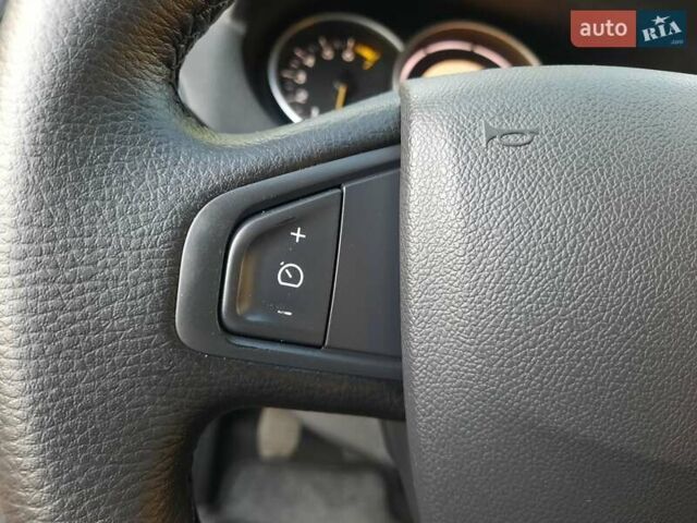 Серый Рено Меган, объемом двигателя 1.6 л и пробегом 201 тыс. км за 7700 $, фото 44 на Automoto.ua