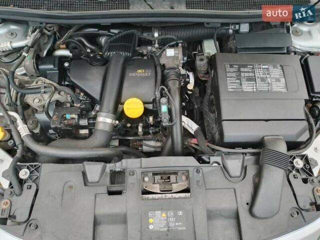 Серый Рено Меган, объемом двигателя 1.5 л и пробегом 273 тыс. км за 6900 $, фото 18 на Automoto.ua