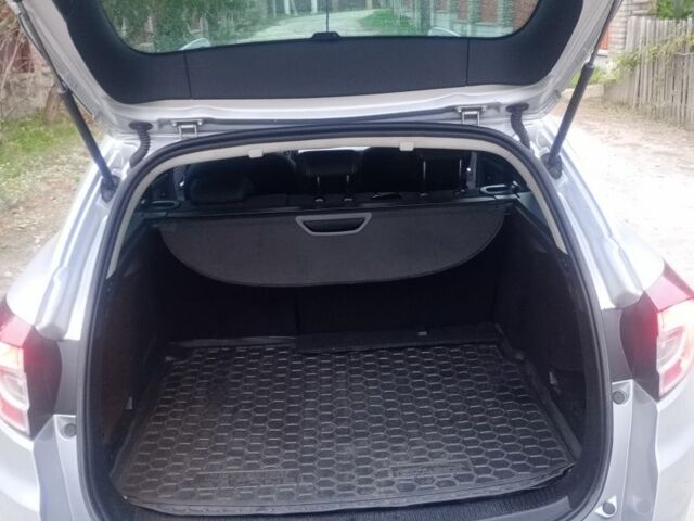 Серый Рено Меган, объемом двигателя 1.5 л и пробегом 290 тыс. км за 7200 $, фото 4 на Automoto.ua