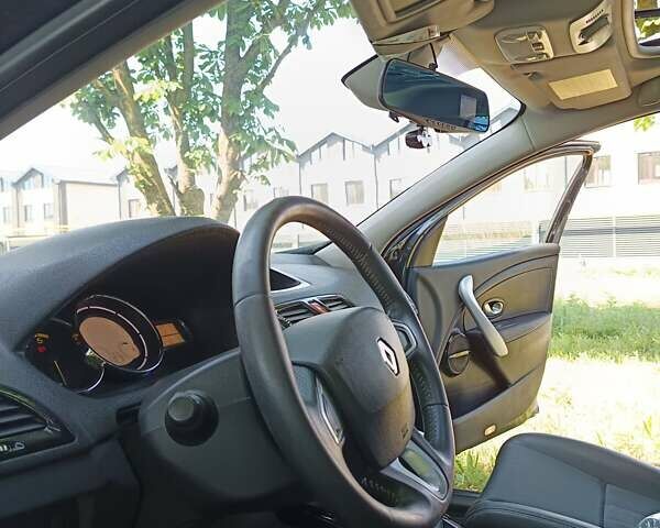 Серый Рено Меган, объемом двигателя 1.46 л и пробегом 300 тыс. км за 7699 $, фото 37 на Automoto.ua