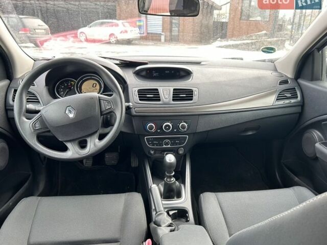 Сірий Рено Меган, об'ємом двигуна 1.6 л та пробігом 150 тис. км за 7150 $, фото 15 на Automoto.ua