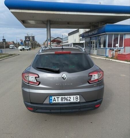 Сірий Рено Меган, об'ємом двигуна 1.46 л та пробігом 211 тис. км за 6200 $, фото 1 на Automoto.ua