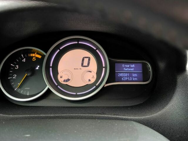 Сірий Рено Меган, об'ємом двигуна 1.5 л та пробігом 245 тис. км за 7300 $, фото 2 на Automoto.ua