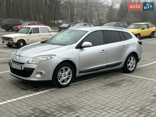 Серый Рено Меган, объемом двигателя 1.46 л и пробегом 243 тыс. км за 7200 $, фото 4 на Automoto.ua