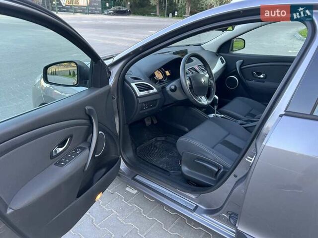 Сірий Рено Меган, об'ємом двигуна 1.5 л та пробігом 264 тис. км за 7300 $, фото 13 на Automoto.ua