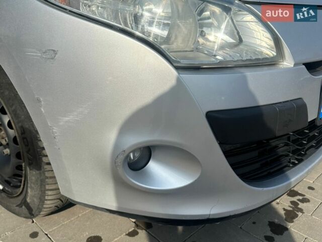 Сірий Рено Меган, об'ємом двигуна 1.46 л та пробігом 290 тис. км за 5800 $, фото 13 на Automoto.ua