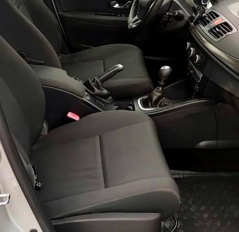 Сірий Рено Меган, об'ємом двигуна 1.5 л та пробігом 265 тис. км за 6500 $, фото 3 на Automoto.ua