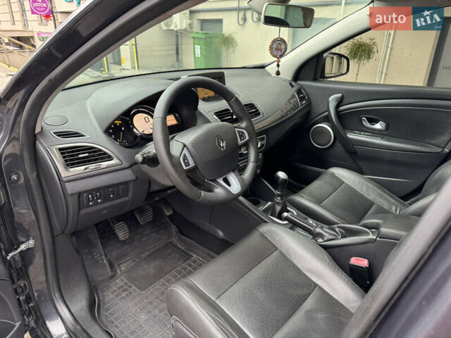 Сірий Рено Меган, об'ємом двигуна 1.5 л та пробігом 218 тис. км за 7200 $, фото 33 на Automoto.ua