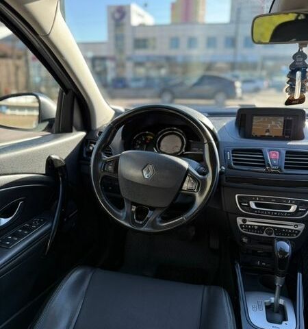 Серый Рено Меган, объемом двигателя 1.5 л и пробегом 238 тыс. км за 6900 $, фото 22 на Automoto.ua