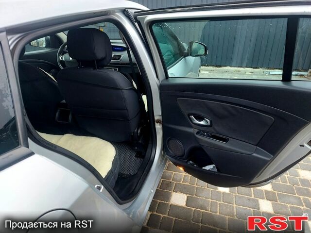 Серый Рено Меган, объемом двигателя 1.5 л и пробегом 267 тыс. км за 6850 $, фото 6 на Automoto.ua