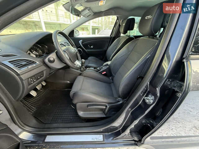 Серый Рено Меган, объемом двигателя 1.4 л и пробегом 165 тыс. км за 8500 $, фото 20 на Automoto.ua