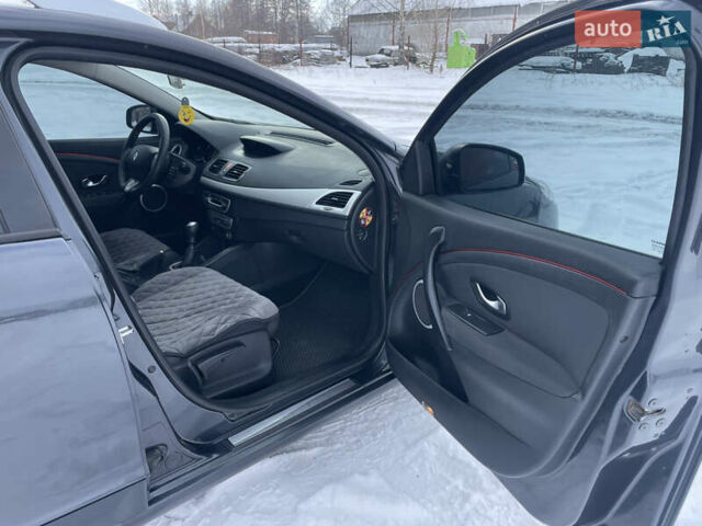 Сірий Рено Меган, об'ємом двигуна 1.5 л та пробігом 310 тис. км за 6800 $, фото 11 на Automoto.ua