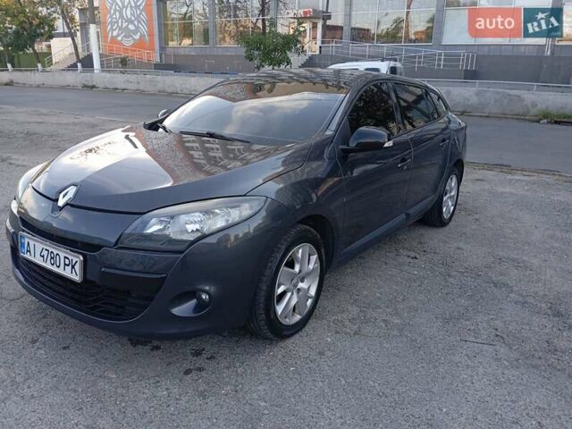 Сірий Рено Меган, об'ємом двигуна 1.46 л та пробігом 334 тис. км за 7600 $, фото 7 на Automoto.ua