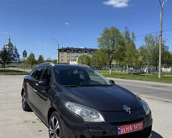 Серый Рено Меган, объемом двигателя 1.46 л и пробегом 247 тыс. км за 7600 $, фото 3 на Automoto.ua