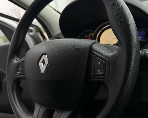 Сірий Рено Меган, об'ємом двигуна 1.6 л та пробігом 182 тис. км за 6699 $, фото 37 на Automoto.ua