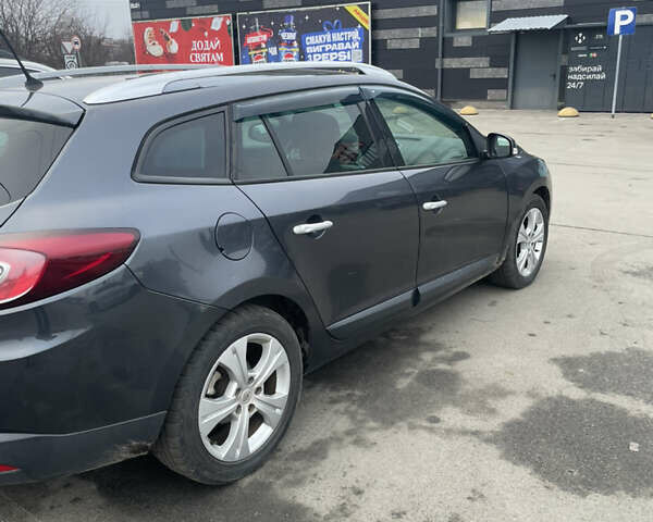 Серый Рено Меган, объемом двигателя 1.46 л и пробегом 305 тыс. км за 6899 $, фото 4 на Automoto.ua