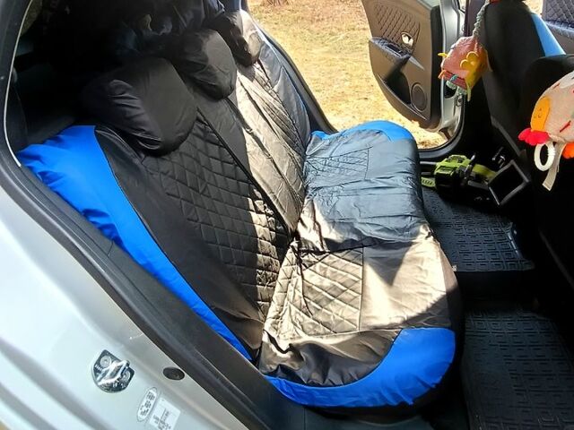 Сірий Рено Меган, об'ємом двигуна 1.5 л та пробігом 230 тис. км за 6800 $, фото 4 на Automoto.ua