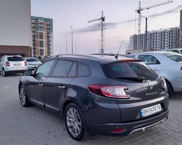 Серый Рено Меган, объемом двигателя 1.46 л и пробегом 253 тыс. км за 6900 $, фото 3 на Automoto.ua