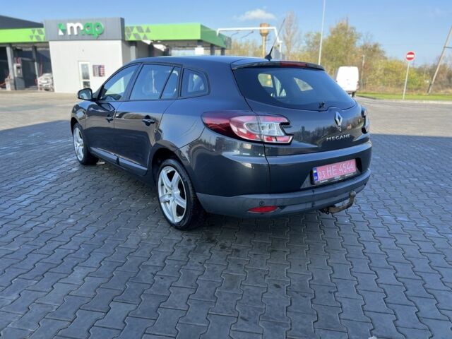 Сірий Рено Меган, об'ємом двигуна 1.5 л та пробігом 350 тис. км за 6200 $, фото 3 на Automoto.ua