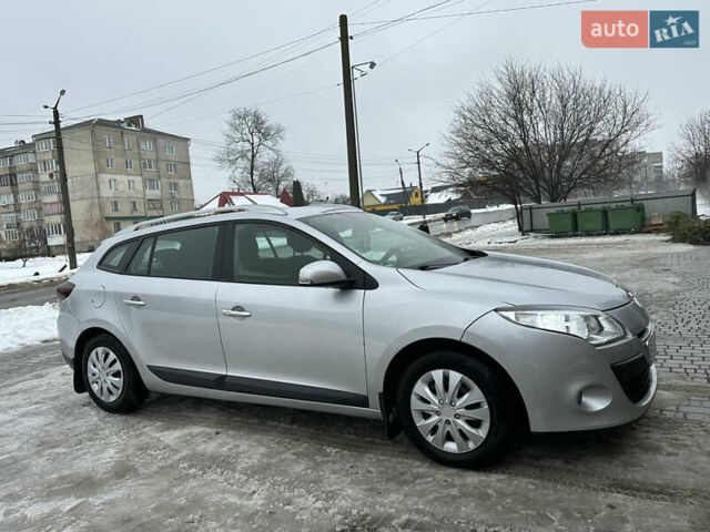 Серый Рено Меган, объемом двигателя 1.5 л и пробегом 223 тыс. км за 7100 $, фото 19 на Automoto.ua