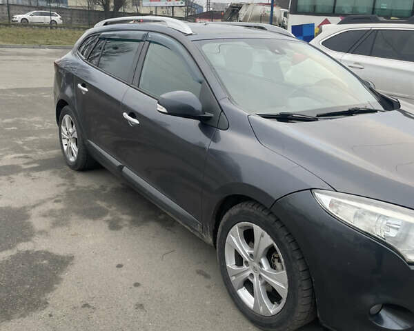 Серый Рено Меган, объемом двигателя 1.46 л и пробегом 305 тыс. км за 6899 $, фото 2 на Automoto.ua