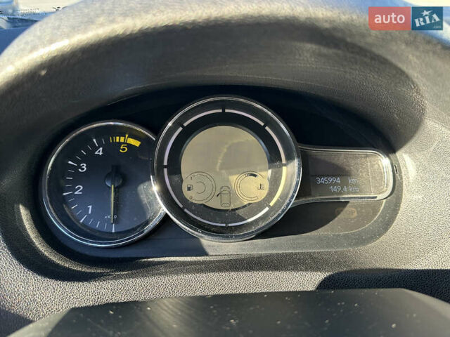 Сірий Рено Меган, об'ємом двигуна 1.46 л та пробігом 346 тис. км за 6900 $, фото 9 на Automoto.ua