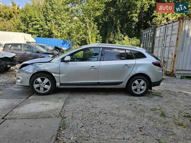 Сірий Рено Меган, об'ємом двигуна 1.46 л та пробігом 170 тис. км за 2900 $, фото 7 на Automoto.ua