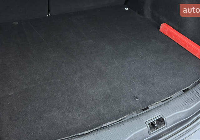 Серый Рено Меган, объемом двигателя 1.46 л и пробегом 183 тыс. км за 8100 $, фото 107 на Automoto.ua