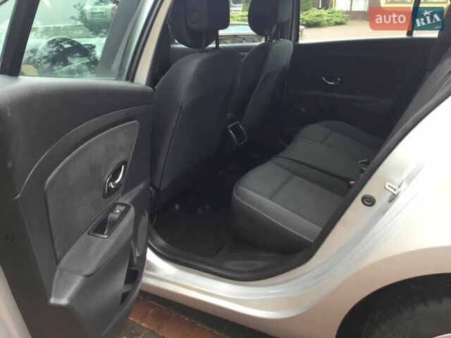 Серый Рено Меган, объемом двигателя 1.5 л и пробегом 169 тыс. км за 7900 $, фото 9 на Automoto.ua