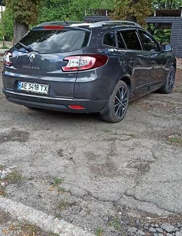 Сірий Рено Меган, об'ємом двигуна 1.46 л та пробігом 325 тис. км за 8700 $, фото 118 на Automoto.ua