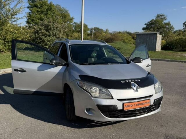 Сірий Рено Меган, об'ємом двигуна 0 л та пробігом 240 тис. км за 6219 $, фото 1 на Automoto.ua